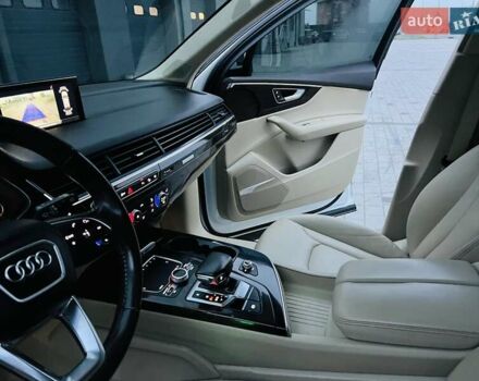 Білий Ауді Ку 7, об'ємом двигуна 3 л та пробігом 210 тис. км за 19999 $, фото 16 на Automoto.ua