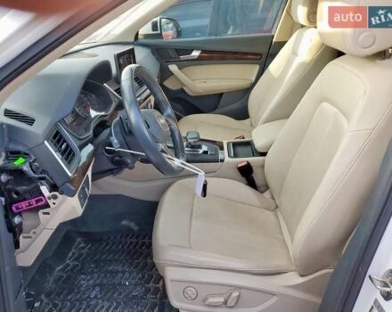 Белый Ауди Ку 7, объемом двигателя 3 л и пробегом 87 тыс. км за 9700 $, фото 6 на Automoto.ua