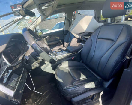 Білий Ауді Ку 7, об'ємом двигуна 3 л та пробігом 157 тис. км за 31900 $, фото 6 на Automoto.ua