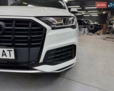 Білий Ауді Ку 7, об'ємом двигуна 1.98 л та пробігом 255 тис. км за 32000 $, фото 7 на Automoto.ua