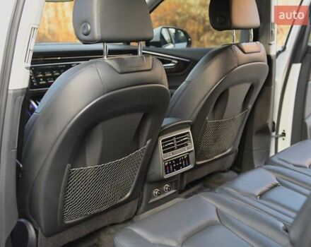 Белый Ауди Ку 7, объемом двигателя 2.97 л и пробегом 91 тыс. км за 65999 $, фото 35 на Automoto.ua