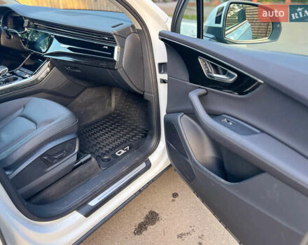 Белый Ауди Ку 7, объемом двигателя 1.98 л и пробегом 115 тыс. км за 35000 $, фото 13 на Automoto.ua