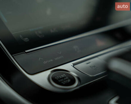 Белый Ауди Ку 7, объемом двигателя 3 л и пробегом 51 тыс. км за 53900 $, фото 42 на Automoto.ua