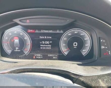 Білий Ауді Ку 7, об'ємом двигуна 2 л та пробігом 93 тис. км за 17500 $, фото 6 на Automoto.ua