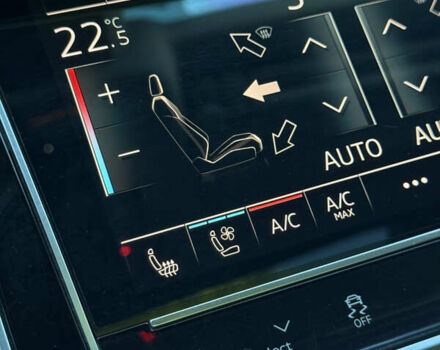 Білий Ауді Ку 7, об'ємом двигуна 3 л та пробігом 77 тис. км за 54900 $, фото 25 на Automoto.ua