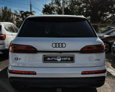 Белый Ауди Ку 7, объемом двигателя 3 л и пробегом 12 тыс. км за 63500 $, фото 5 на Automoto.ua