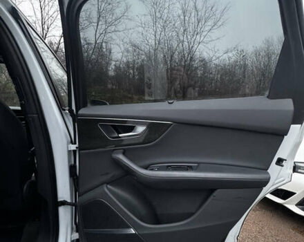 Белый Ауди Ку 7, объемом двигателя 3 л и пробегом 79 тыс. км за 56000 $, фото 22 на Automoto.ua