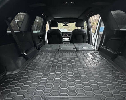 Белый Ауди Ку 7, объемом двигателя 3 л и пробегом 79 тыс. км за 56000 $, фото 26 на Automoto.ua