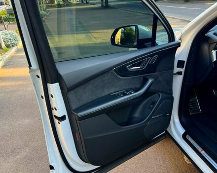 Ауди Ку 7 2020 в Луцке на Automoto.ua Белый Ауди Ку 7, объемом двигателя 3 л и пробегом 102 тыс. км за 62500 $, фото 1 на Automoto.ua