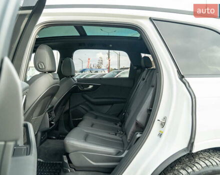 Белый Ауди Ку 7, объемом двигателя 3 л и пробегом 51 тыс. км за 53900 $, фото 47 на Automoto.ua