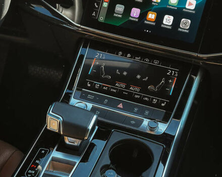 Белый Ауди Ку 7, объемом двигателя 3 л и пробегом 12 тыс. км за 63500 $, фото 10 на Automoto.ua