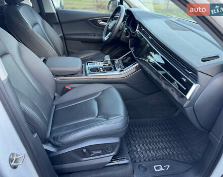 Белый Ауди Ку 7, объемом двигателя 3 л и пробегом 86 тыс. км за 43500 $, фото 18 на Automoto.ua