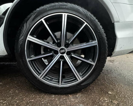 Белый Ауди Ку 7, объемом двигателя 3 л и пробегом 79 тыс. км за 56000 $, фото 35 на Automoto.ua