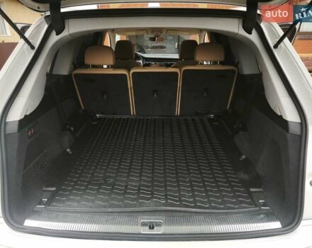 Белый Ауди Ку 7, объемом двигателя 3 л и пробегом 141 тыс. км за 38500 $, фото 25 на Automoto.ua