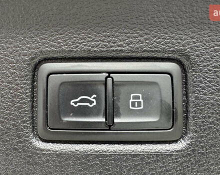 Белый Ауди Ку 7, объемом двигателя 3 л и пробегом 139 тыс. км за 38000 $, фото 20 на Automoto.ua