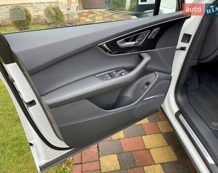 Белый Ауди Ку 7, объемом двигателя 3 л и пробегом 187 тыс. км за 46999 $, фото 20 на Automoto.ua