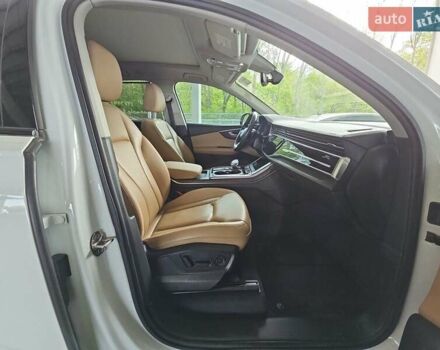 Белый Ауди Ку 7, объемом двигателя 3 л и пробегом 125 тыс. км за 41950 $, фото 60 на Automoto.ua