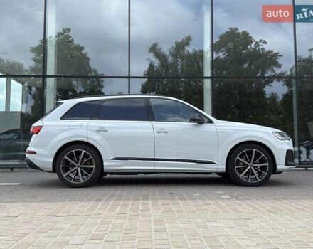 Белый Ауди Ку 7, объемом двигателя 3 л и пробегом 161 тыс. км за 73000 $, фото 4 на Automoto.ua