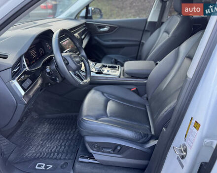 Белый Ауди Ку 7, объемом двигателя 3 л и пробегом 86 тыс. км за 43500 $, фото 13 на Automoto.ua