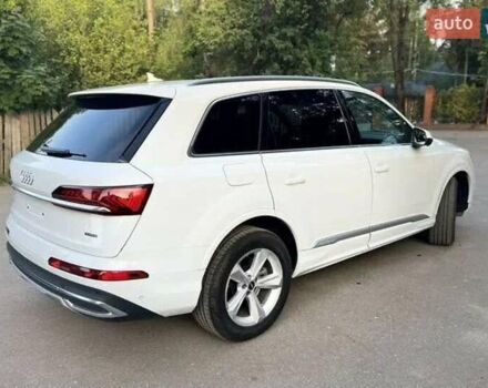 Белый Ауди Ку 7, объемом двигателя 3 л и пробегом 62 тыс. км за 38000 $, фото 4 на Automoto.ua