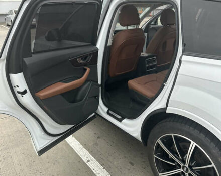 Белый Ауди Ку 7, объемом двигателя 3 л и пробегом 94 тыс. км за 58000 $, фото 6 на Automoto.ua