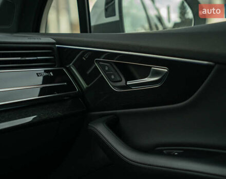 Белый Ауди Ку 7, объемом двигателя 3 л и пробегом 51 тыс. км за 53900 $, фото 44 на Automoto.ua