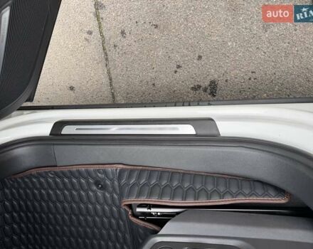 Белый Ауди Ку 7, объемом двигателя 3 л и пробегом 124 тыс. км за 45999 $, фото 13 на Automoto.ua