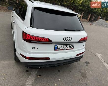 Белый Ауди Ку 7, объемом двигателя 3 л и пробегом 124 тыс. км за 45999 $, фото 2 на Automoto.ua
