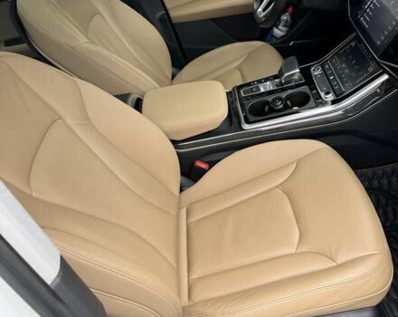 Белый Ауди Ку 7, объемом двигателя 3 л и пробегом 124 тыс. км за 45999 $, фото 11 на Automoto.ua