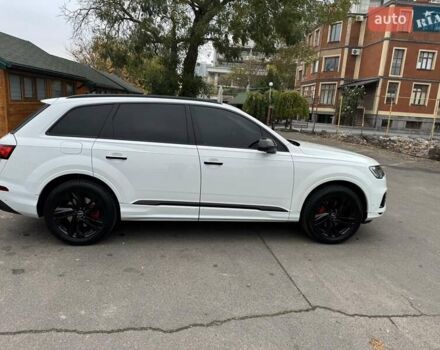 Белый Ауди Ку 7, объемом двигателя 3 л и пробегом 124 тыс. км за 45999 $, фото 3 на Automoto.ua