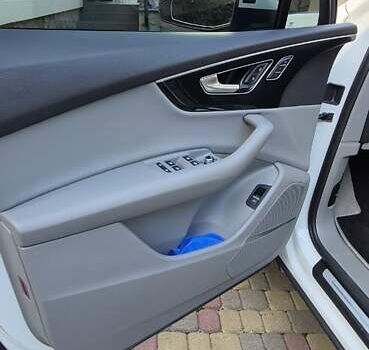 Белый Ауди Ку 7, объемом двигателя 3 л и пробегом 88 тыс. км за 44000 $, фото 19 на Automoto.ua