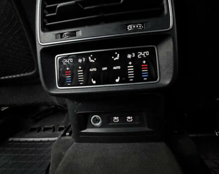 Белый Ауди Ку 7, объемом двигателя 3 л и пробегом 79 тыс. км за 56000 $, фото 29 на Automoto.ua