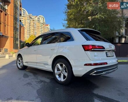 Ауди Ку 7 2020 в Киеве на Automoto.ua Белый Ауди Ку 7, объемом двигателя 3 л и пробегом 110 тыс. км за 54000 $, фото 4 на Automoto.ua