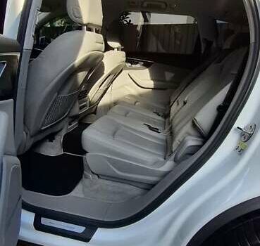 Белый Ауди Ку 7, объемом двигателя 3 л и пробегом 88 тыс. км за 44000 $, фото 21 на Automoto.ua