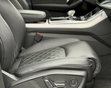 Белый Ауди Ку 7, объемом двигателя 3 л и пробегом 141 тыс. км за 73900 $, фото 56 на Automoto.ua