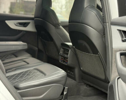 Белый Ауди Ку 7, объемом двигателя 3 л и пробегом 141 тыс. км за 73900 $, фото 51 на Automoto.ua