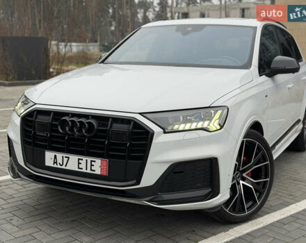 Белый Ауди Ку 7, объемом двигателя 3 л и пробегом 141 тыс. км за 73900 $, фото 2 на Automoto.ua