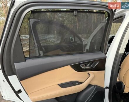 Белый Ауди Ку 7, объемом двигателя 3 л и пробегом 56 тыс. км за 56600 $, фото 32 на Automoto.ua