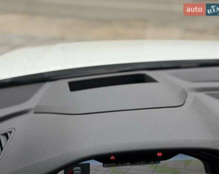 Белый Ауди Ку 7, объемом двигателя 3 л и пробегом 141 тыс. км за 73900 $, фото 32 на Automoto.ua