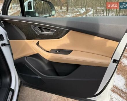 Белый Ауди Ку 7, объемом двигателя 3 л и пробегом 56 тыс. км за 56600 $, фото 34 на Automoto.ua