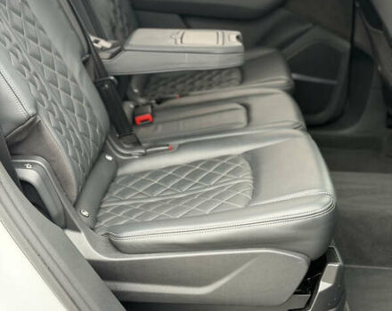 Белый Ауди Ку 7, объемом двигателя 3 л и пробегом 141 тыс. км за 73900 $, фото 52 на Automoto.ua