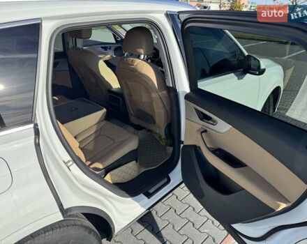 Білий Ауді Ку 7, об'ємом двигуна 2.97 л та пробігом 67 тис. км за 75000 $, фото 9 на Automoto.ua