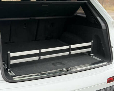 Белый Ауди Ку 7, объемом двигателя 3 л и пробегом 141 тыс. км за 73900 $, фото 46 на Automoto.ua