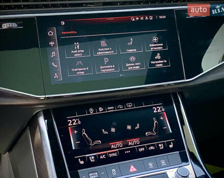 Білий Ауді Ку 7, об'ємом двигуна 3 л та пробігом 47 тис. км за 46990 $, фото 28 на Automoto.ua