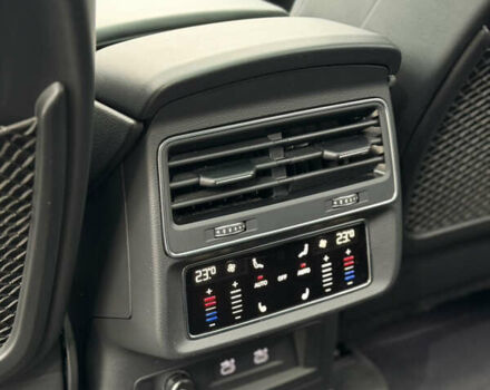 Белый Ауди Ку 7, объемом двигателя 3 л и пробегом 141 тыс. км за 73900 $, фото 42 на Automoto.ua