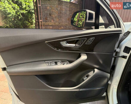 Білий Ауді Ку 7, об'ємом двигуна 3 л та пробігом 59 тис. км за 62700 $, фото 17 на Automoto.ua