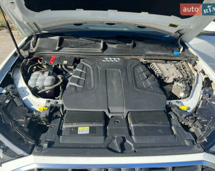 Белый Ауди Ку 7, объемом двигателя 3 л и пробегом 138 тыс. км за 55000 $, фото 12 на Automoto.ua