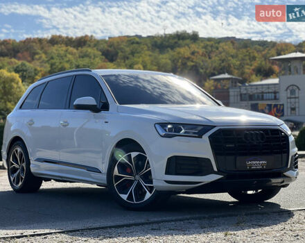 Белый Ауди Ку 7, объемом двигателя 2.97 л и пробегом 95 тыс. км за 62700 $, фото 4 на Automoto.ua
