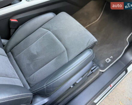 Білий Ауді Ку 7, об'ємом двигуна 2.97 л та пробігом 81 тис. км за 61900 $, фото 83 на Automoto.ua