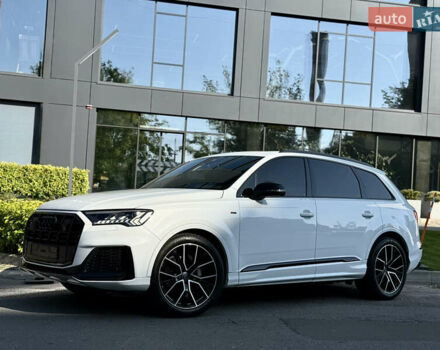 Білий Ауді Ку 7, об'ємом двигуна 2.97 л та пробігом 81 тис. км за 61900 $, фото 1 на Automoto.ua